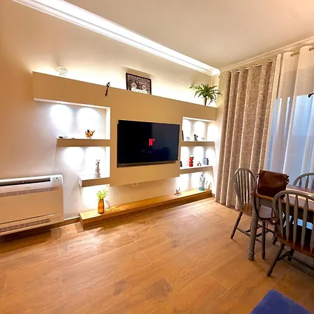 Sunny Apartment *